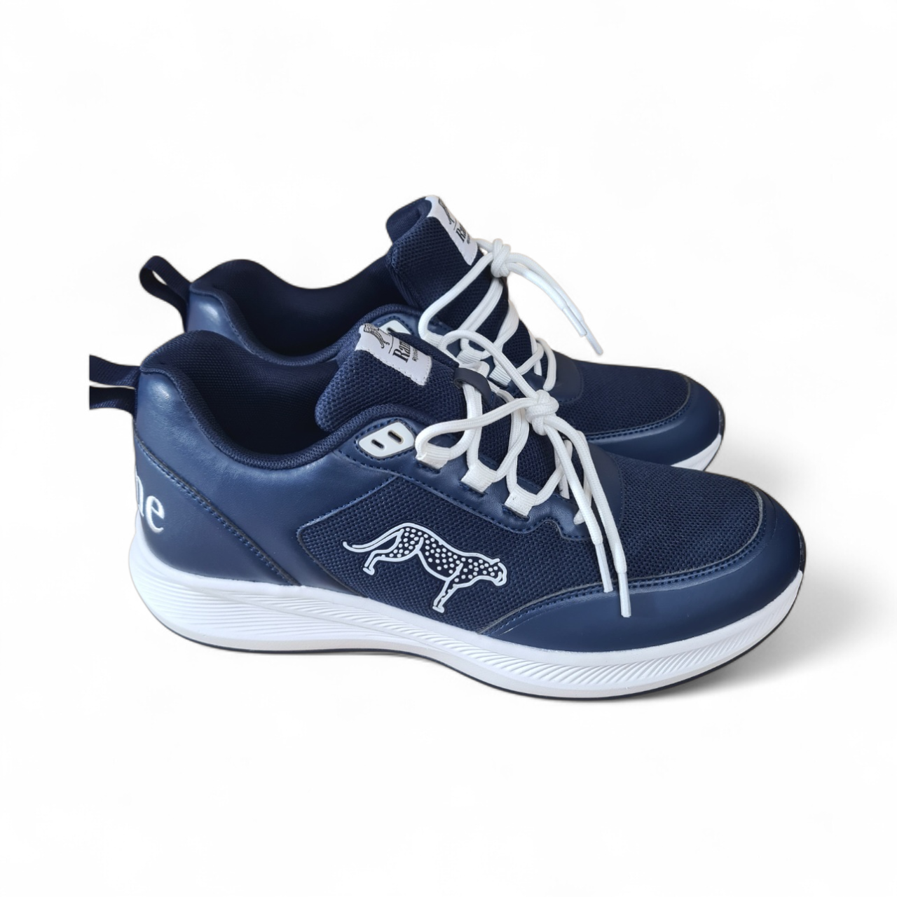 RameStrideFlow Comfort Sneakers – Lightweight Walking Shoes for Daily Movement