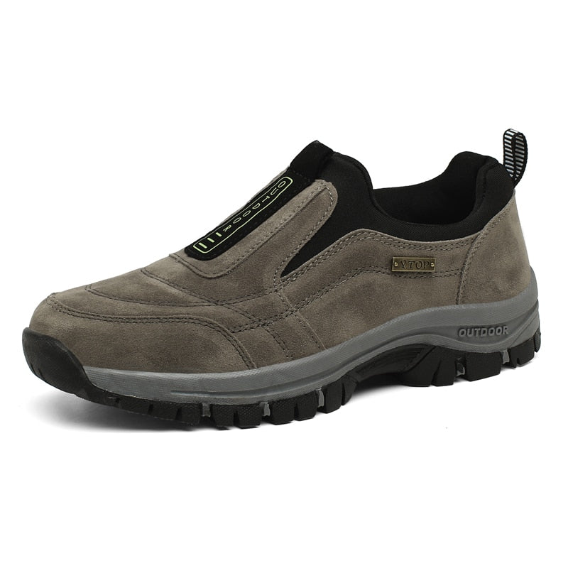 Anti-slip hiking shoe