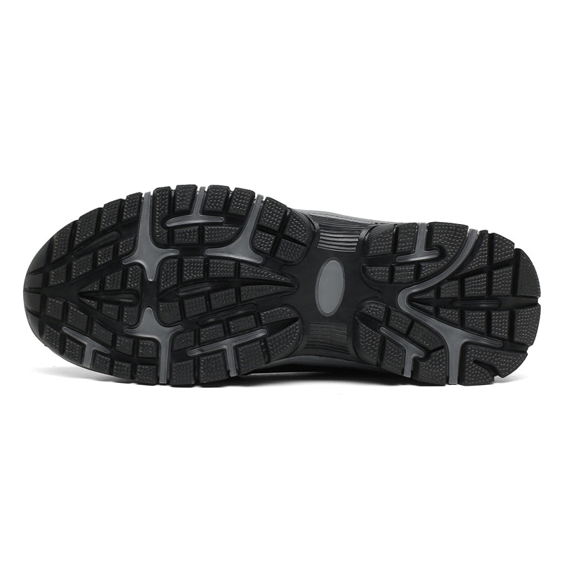 Anti-slip hiking shoe