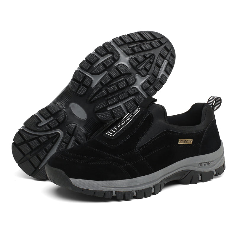 Anti-slip hiking shoe