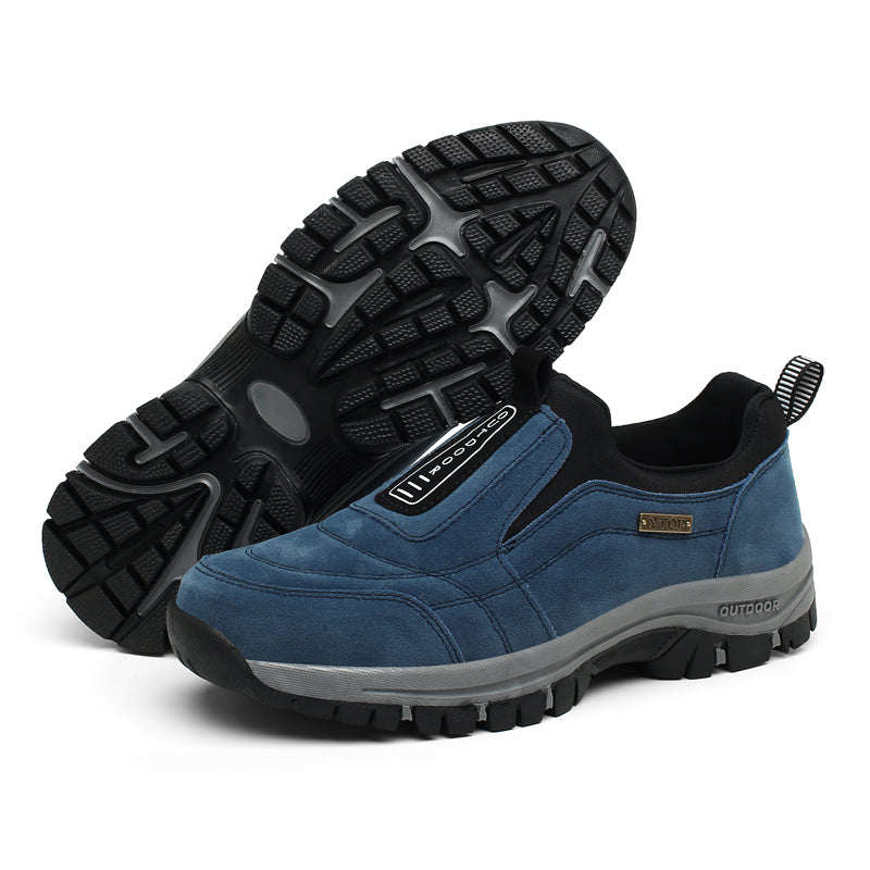 Anti-slip hiking shoe