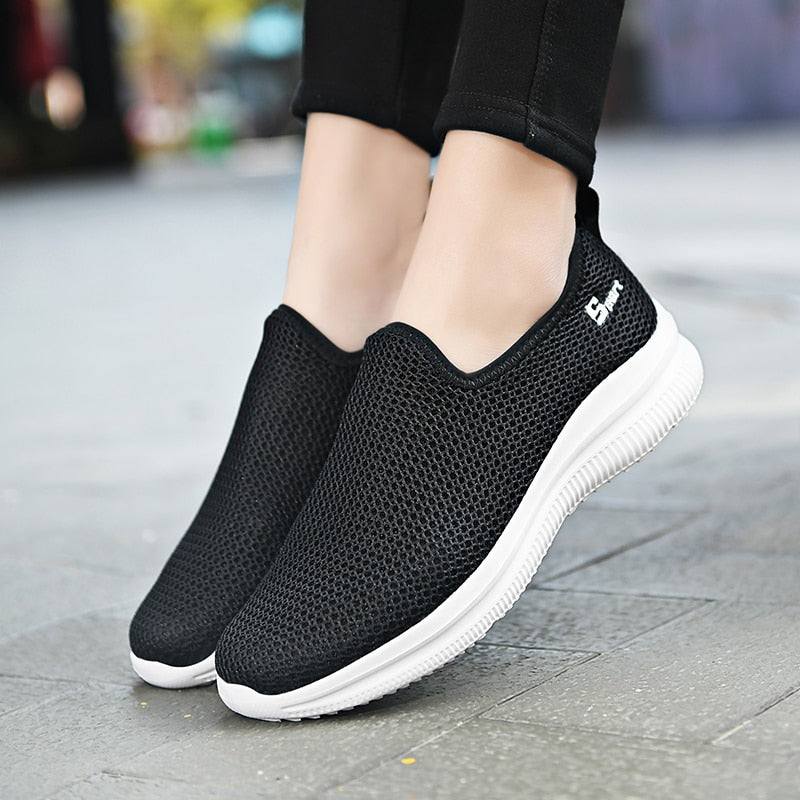 Summery mesh shoes - lightweight sneakers!