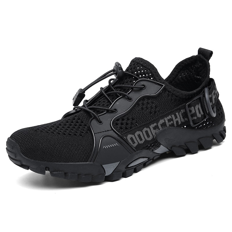 Fish upstream Water shoes